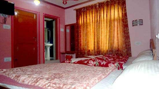 Hotel Grand Khaliq, Srinagar 2